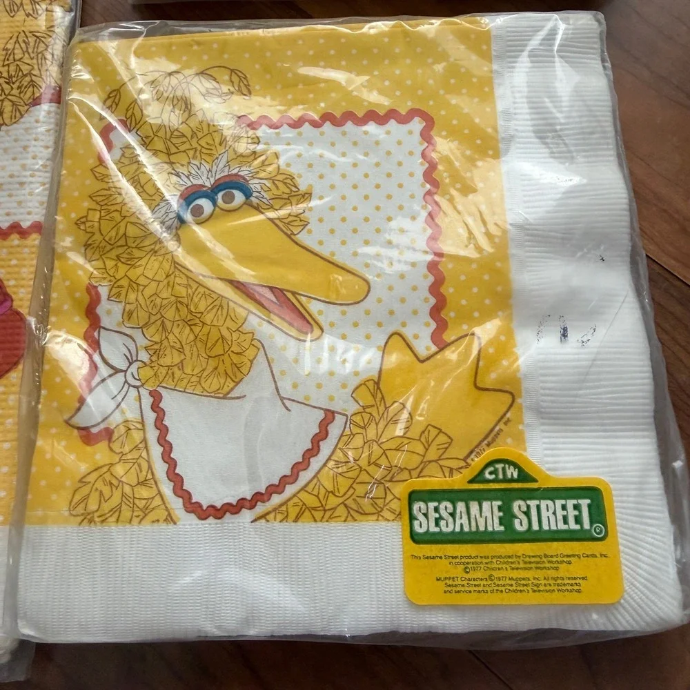 Sesame Street Birthday Party Big Bird Napkins & Table Cover 1977 Muppets inc NEW